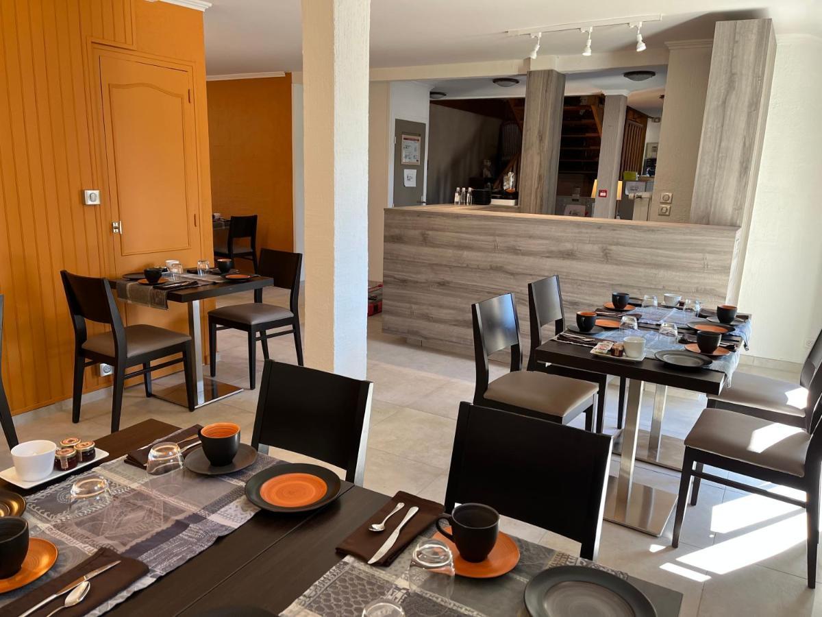 Logis Hotel Le Petit Casset La Boisse Zewnętrze zdjęcie